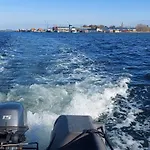 Hausboot Mit Motorboot *
