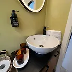 Ботель Hausboot Mit Motorboot *