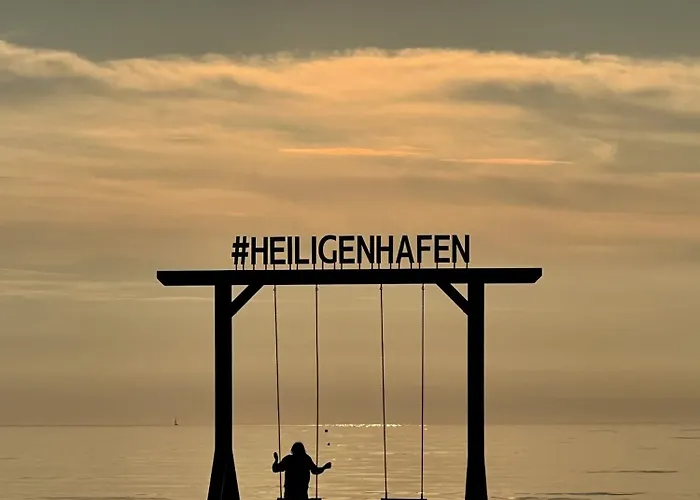 Hotel na wodzie Hausboot Mit Motorboot Heiligenhafen